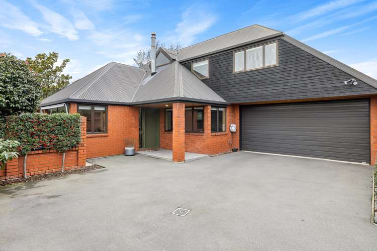2/6 Chepstow Avenue Fendalton_17