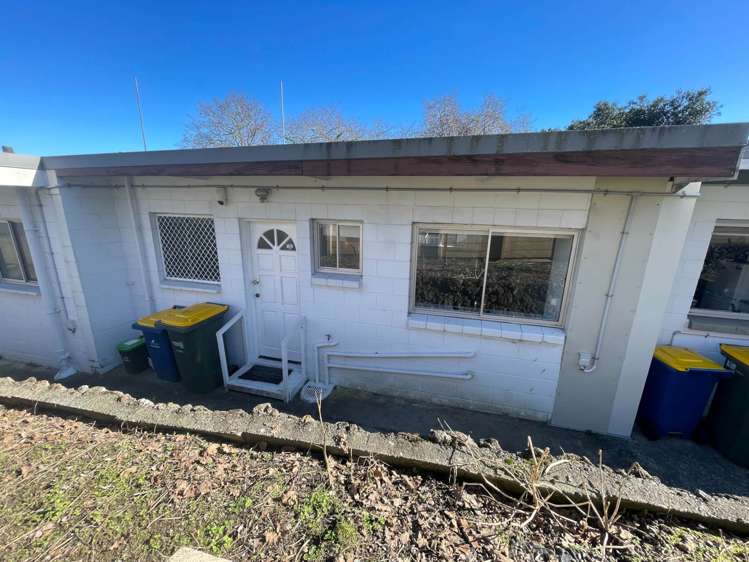 3/80 West Coast Road Glen Eden_2