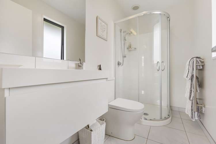 4 Ethereal Crescent Cromwell_6