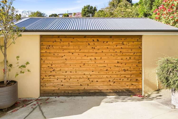 52 Irvine Road The Cove_35