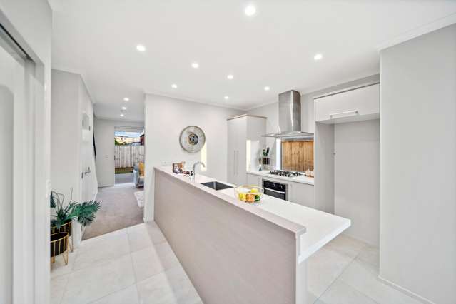 3 Matairangi Avenue Totara Heights_2