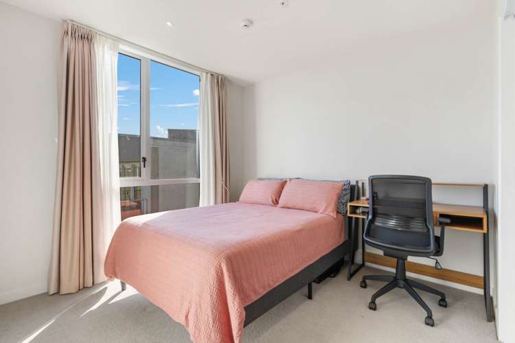 505/5 Rose Garden Lane Albany_13