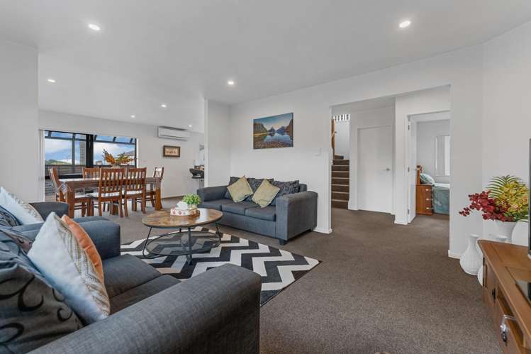 9 Riverglade Parkway Te Atatu South_6