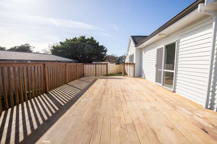 8 Fernleigh Street Kerepehi_14