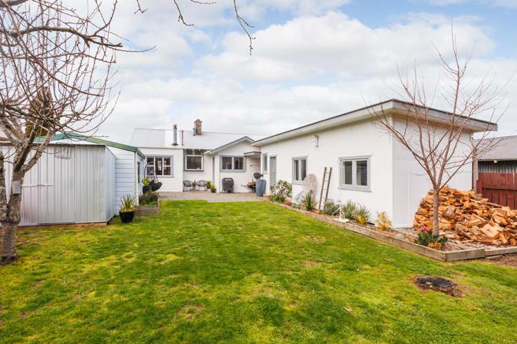 25 Argyle Avenue Takaro_23