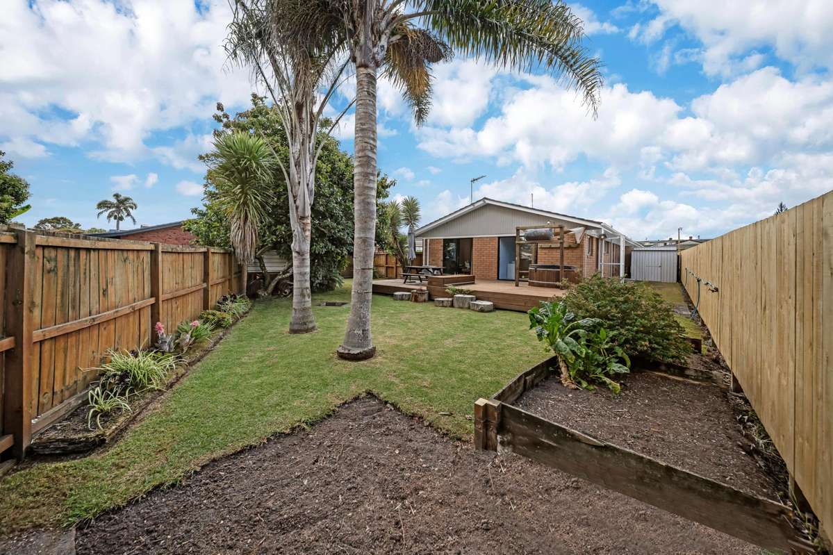 2/3 Papatahi Place_1