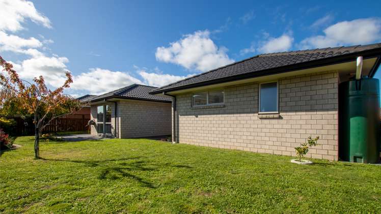 35 West Thompson Street Leamington_15