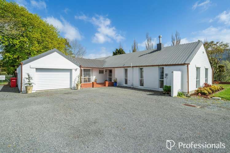 20 Barton Road Heretaunga_23