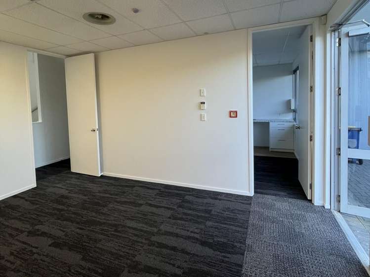 B/50 Tarndale Grove Albany_7