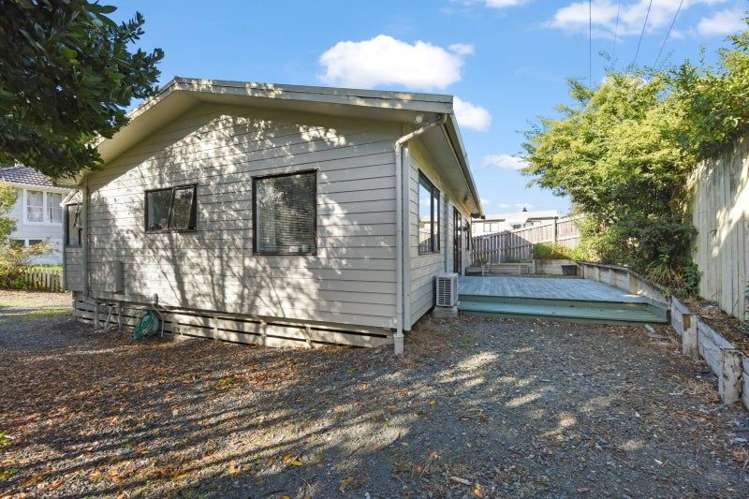 2/220 Waimea Road Bishopdale_9