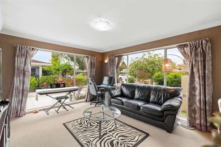39 Ambleside Drive Burnside_3
