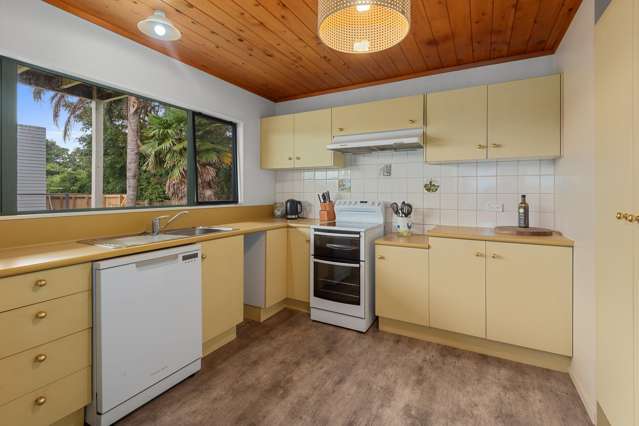 13 Paradise Point Place One Tree Point_4