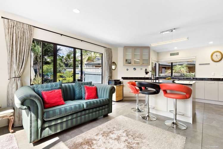 23 Kerlin Crescent West Harbour_9