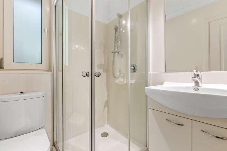 8 Glas Brae Governors Bay_10