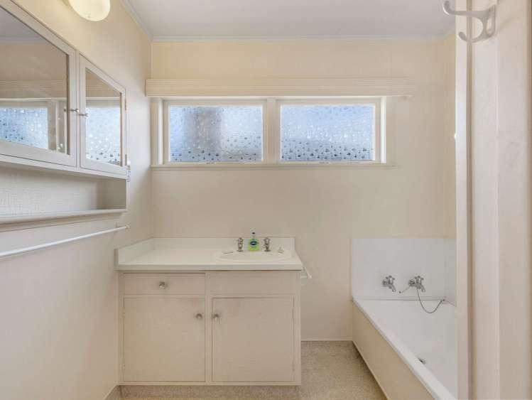 406 Frimley Place Frimley_12