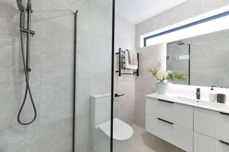 12E Karo Place Glendene_16