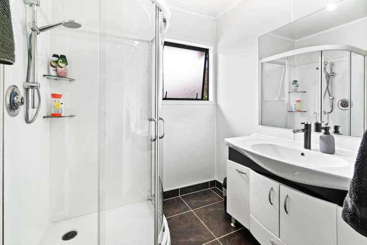 22 Kohinui Heights Rise Parua Bay_13