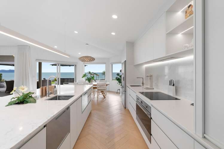 220 Kenwood Drive Matarangi_24