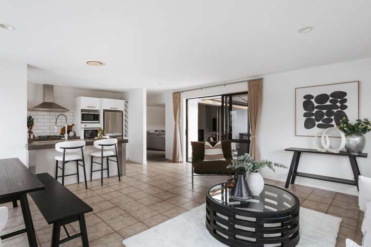 14 Glenmonarch Place Pyes Pa_10