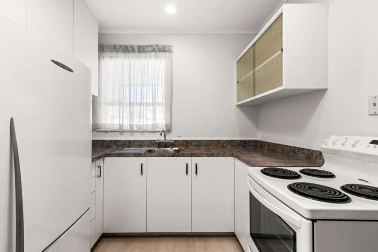 2/24 White Street Taradale_7