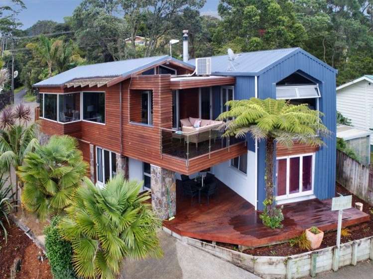 632 Huia Road Parau_18