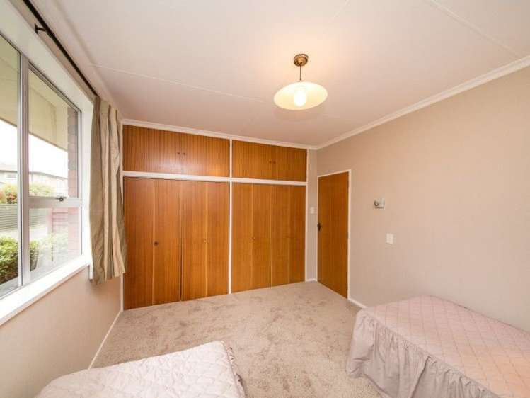 5 Just Place West End_12