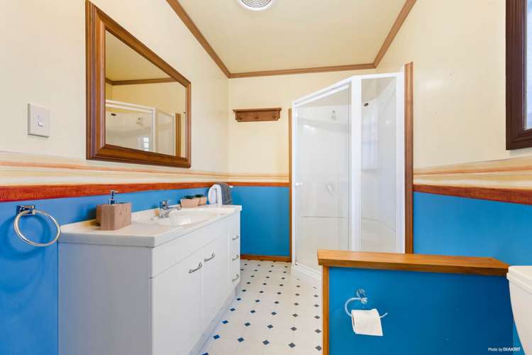 81 Lancaster Road Beach Haven_10