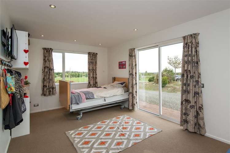 99 Bruces Road Sefton_9