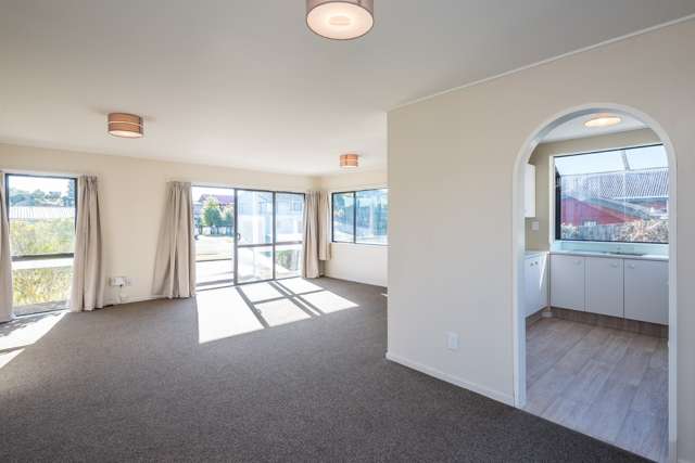 66 Queens Road Waikanae Beach_4