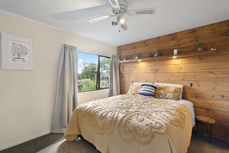 56 Lakeside Drive Pahurehure_16