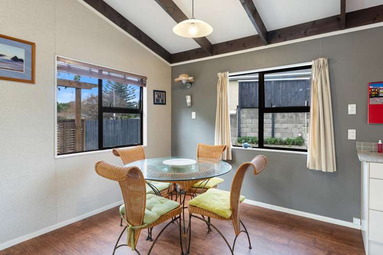 49 Tasman Road Otaki Beach_3
