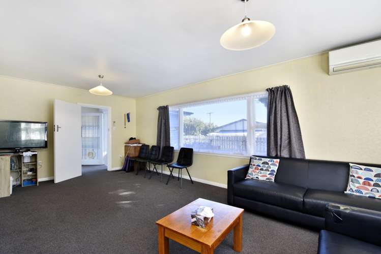 1/27 Manson Avenue Stoke_8