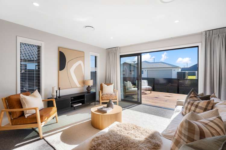 7/102 Eriksen Road Te Awa_6