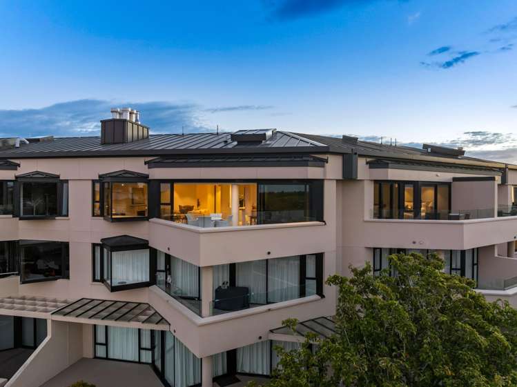 10/201 Victoria Avenue Remuera_1
