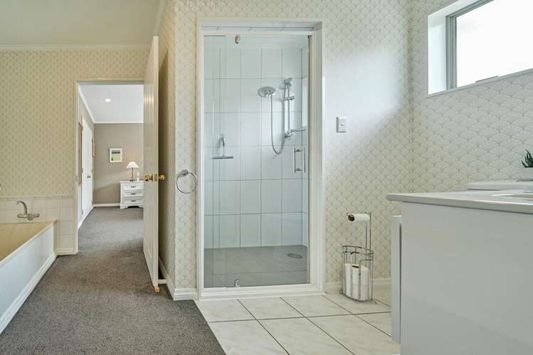 1/217 Mcleod Street Camberley_7