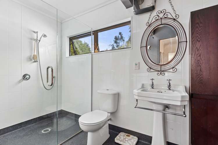 16 Parkers Road Carterton_7