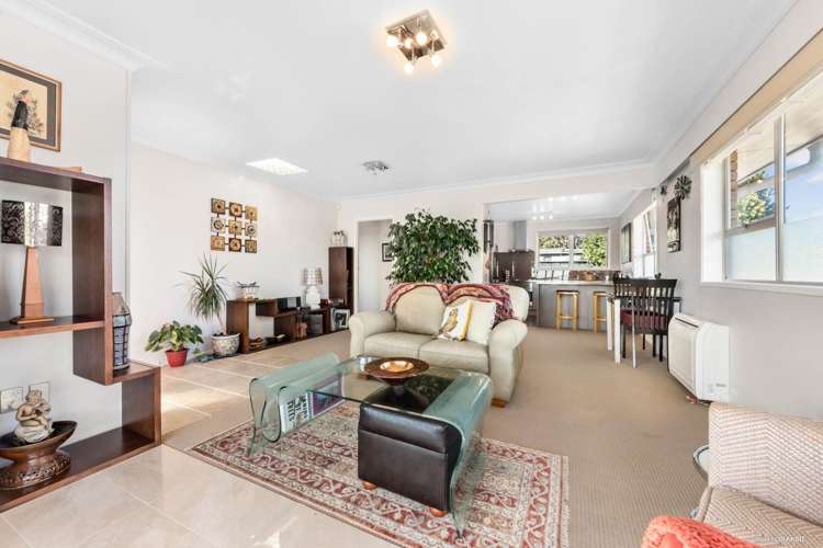 2/2 Routley Drive Glen Eden_8