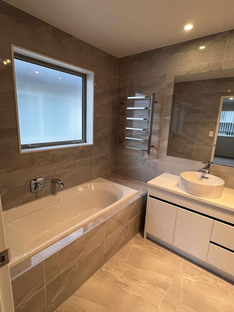 16 Hikuawa Road Flat Bush_26