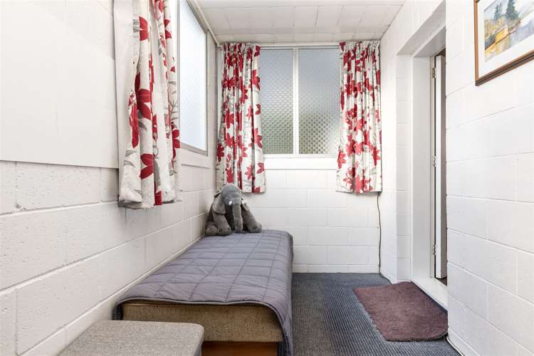 1/29 Waikawa Road Picton_17