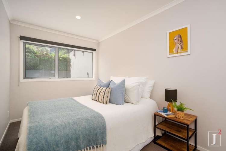 19 Court Road Tawa_11