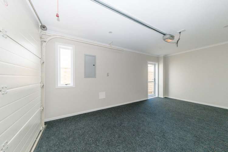 22 Fernly Rise Flat Bush_17