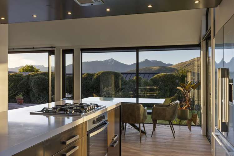 16 Ellesmere Avenue Jack's Point_8
