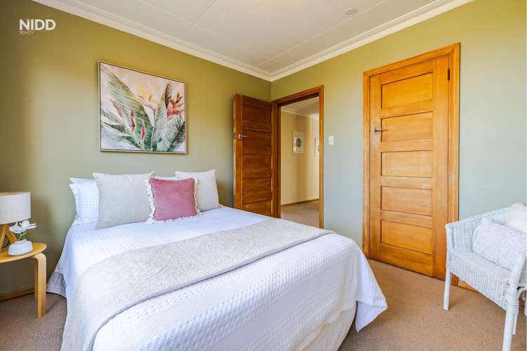 217 Highcliff Road Shiel Hill_9