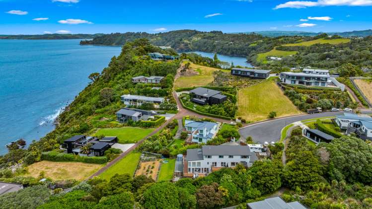 126-128 Lax Crescent Leigh_59