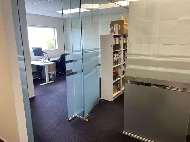 F1, 4  Antares Place Rosedale_3