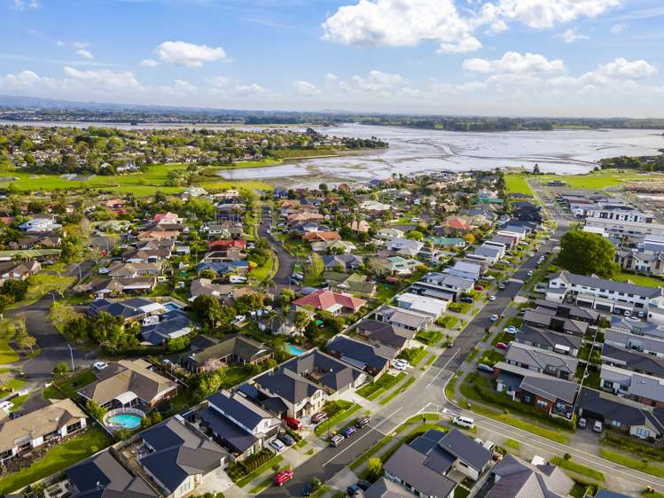 28 Waituarua Drive Takanini_23