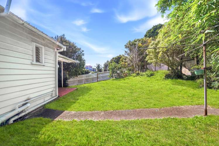 27A Lloyd Avenue Mt Albert_4