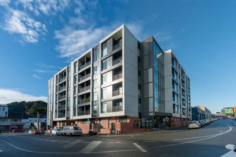 413/21 King Street Mount Cook_15