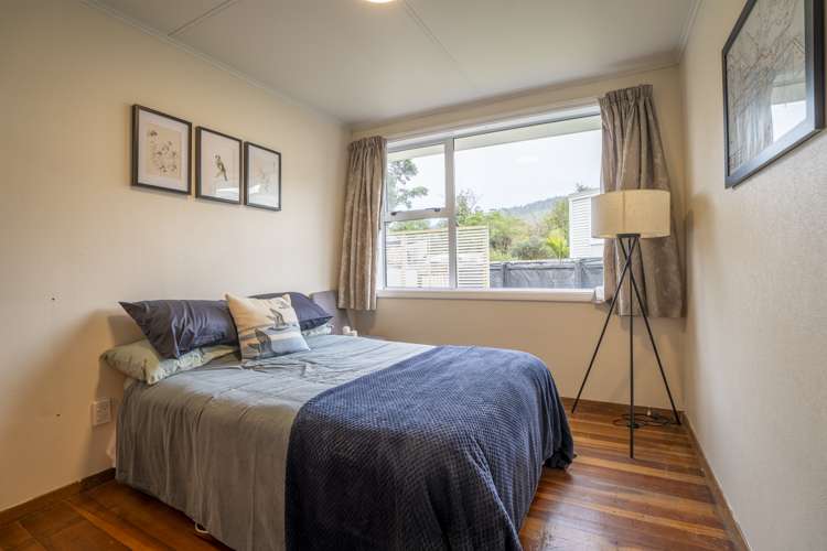 32 Davidson Crescent Tawa_8