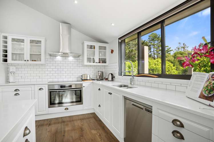 346 Horokiwi Road Horokiwi_7